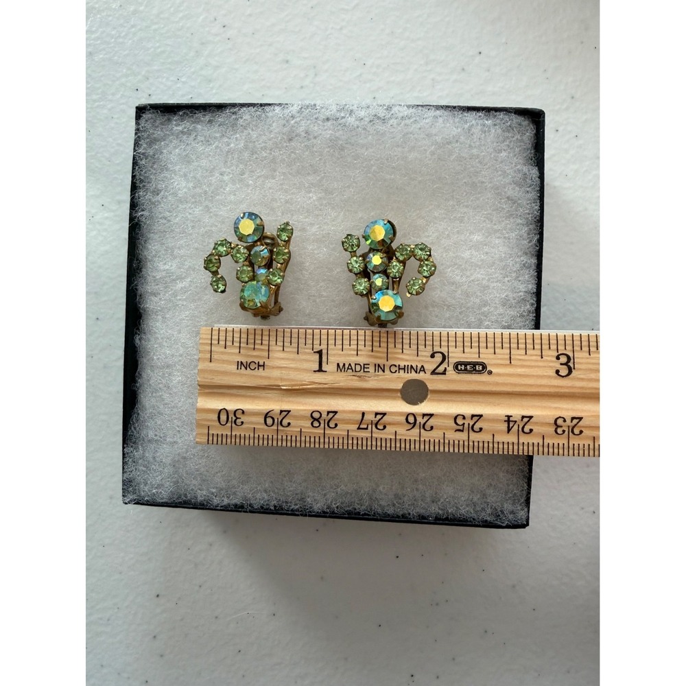 Vtg. 1950s Austrian Crystal Aurora Borealis AB Clip-On Earrings Peridot Green - Picture 3 of 9